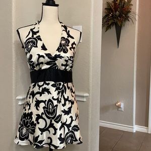 White House Black Market black & white damask/paisley print silk halter top